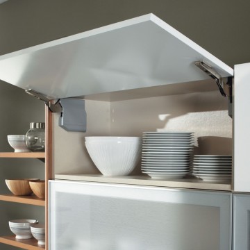 Zgornja kuhinjska omarica z osnovnim dvižnim mehanizmom