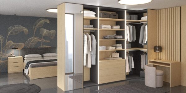 Odprta vgradna omara z ogledalom in toaletnim kotičkom, z možnostjo velike izbire barv in popolne skladnosti s pohištvom Alples.